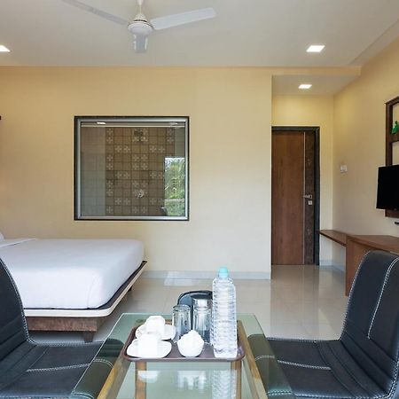 City Palace Resort โลนาวาลา ภายนอก รูปภาพ