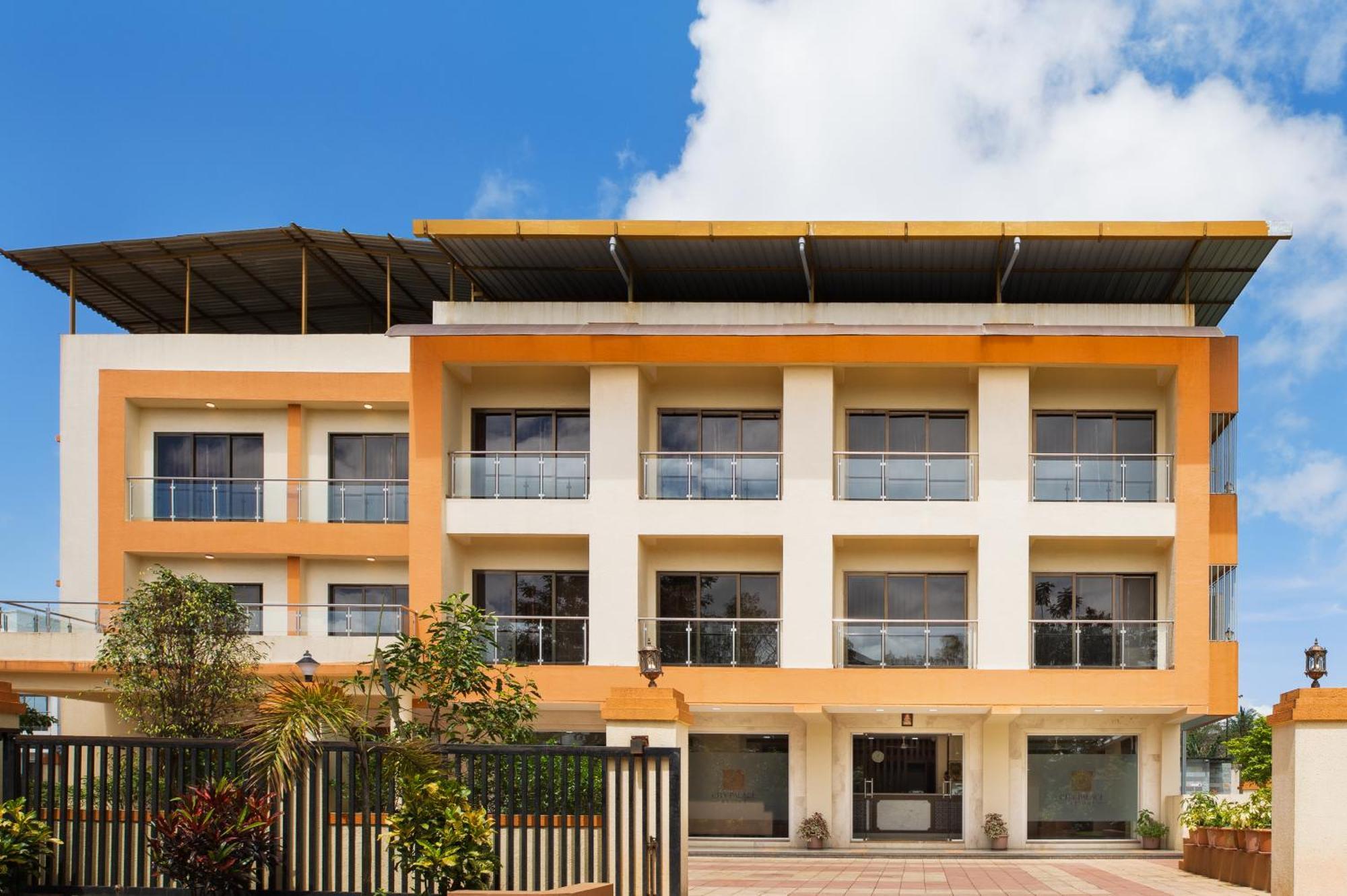 City Palace Resort โลนาวาลา ภายนอก รูปภาพ