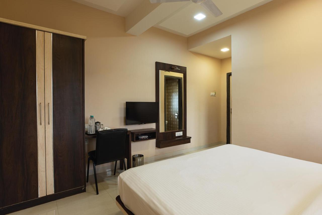 City Palace Resort โลนาวาลา ภายนอก รูปภาพ