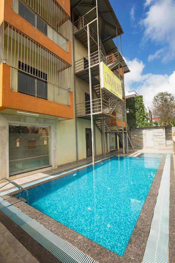 City Palace Resort โลนาวาลา ภายนอก รูปภาพ