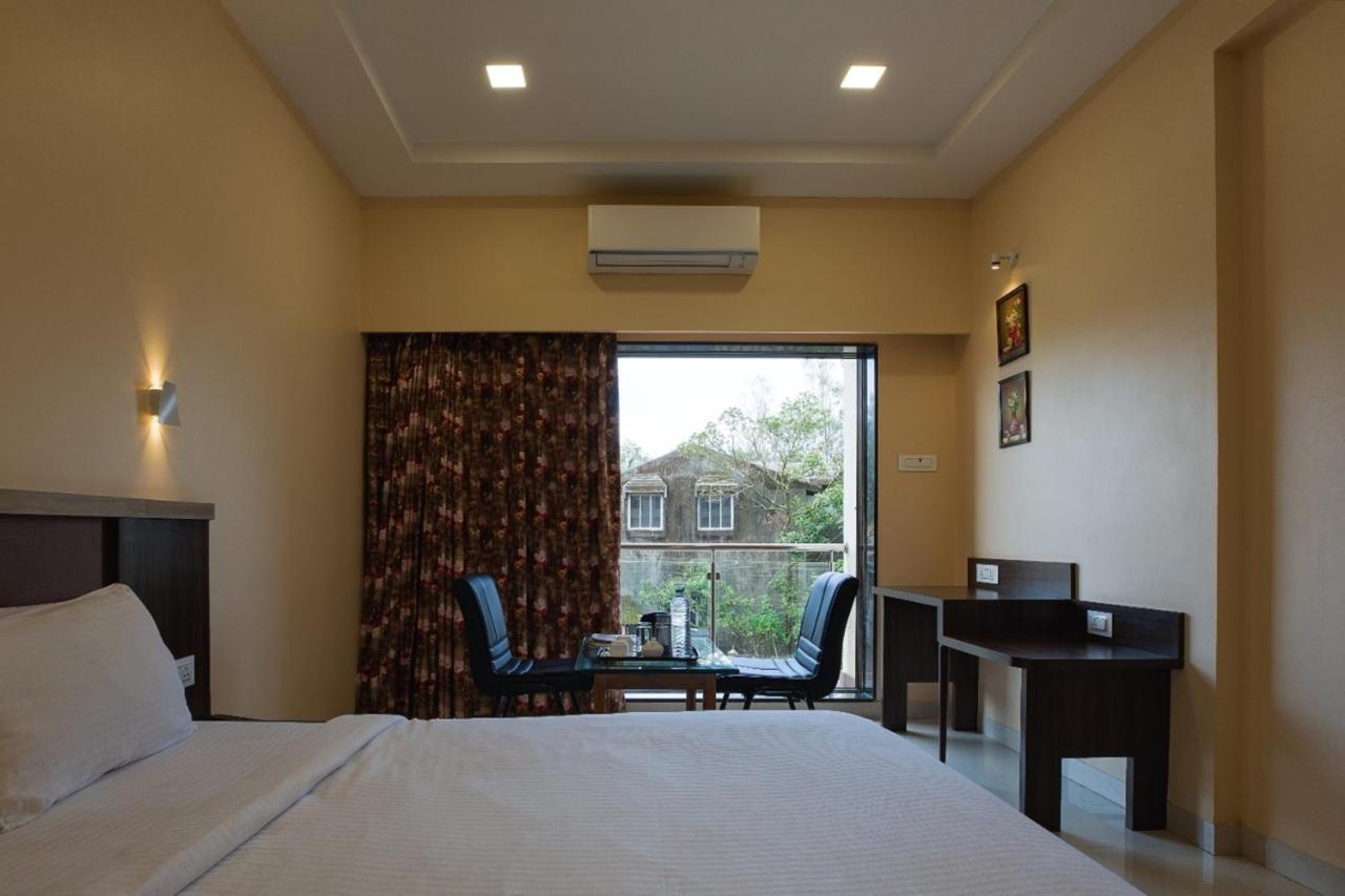 City Palace Resort โลนาวาลา ภายนอก รูปภาพ